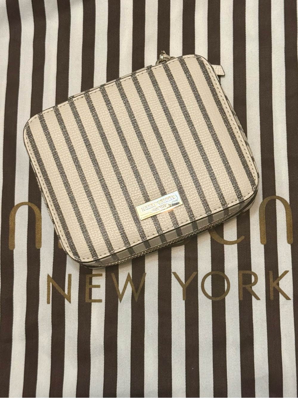 HENRI BENDEL Travel Organizer/ Jewelry Box NWOT - Picture 1 of 7